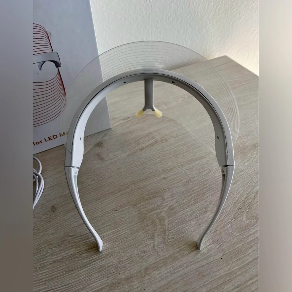 LED Light Therapy Mask